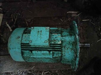 přírubový elektromotor 11kw - 5