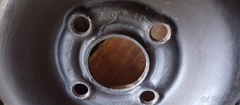 ZIMNÍ 90% pneu 175/70R13+origo ocelové disky 4x100 4kusy - 5
