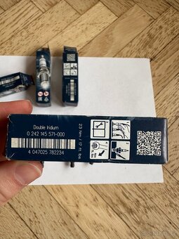 Zapalovací svíčka BOSCH (YR5DII33S) 4ks - 5