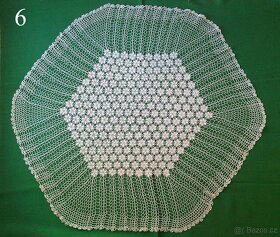 Různé háčkované dečky - 5