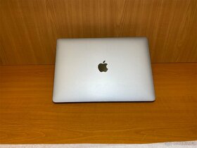 13 APPLE MacBook Air i5 1,6GHz RETINA ZÁRUKA 6-24měsíců - 5
