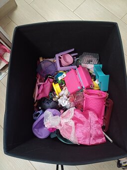 Barbie domeček - 5