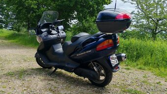 Suzuki 650 Burgman - 5