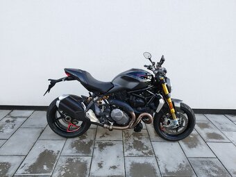 Ducati Monster 1200S - 5