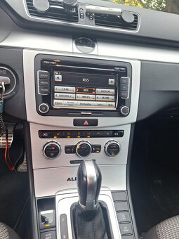 VOLKSWAGEN PASSAT ALLTRACK 4x4 - 5