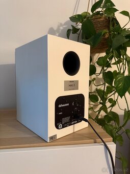 Dynaudio xeo 3 - malé, výkonné aktívne regalovky - 5