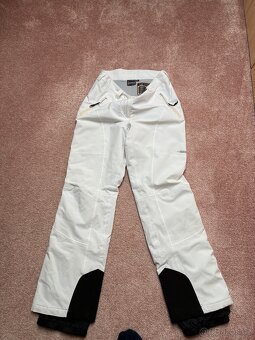 Dámská lyžařská souprava Icepeak. - 5