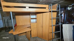 Patrová postel s šatní skříní a stolem - 5
