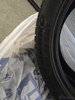 Zimni pneu Porsche Pirelli - 5