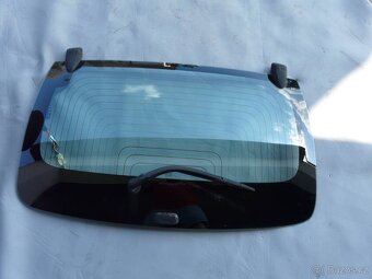 PEUGEOT 107 ,,NÁRAZNÍK ,ZADNÍ PÁTÉ DVEŘE - 5