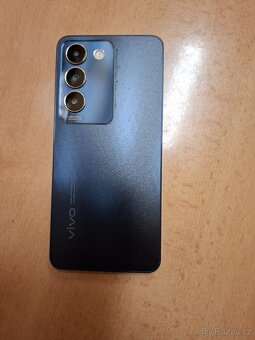 Prodám telefon VIVO V40SE - 5