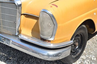 Mercedes-Benz W111 220b - 5