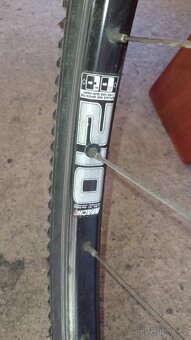 28" ráfky na trekingové kolo s rychloupínáky - 5