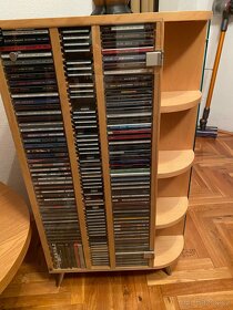 Skříň na CD, MD - 5