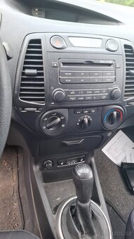 Hyundai i20 1.4 2009 - 5