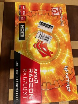 12GB GDDR6 AMD RX 6700 XT Sapphire NITRO+ - 5