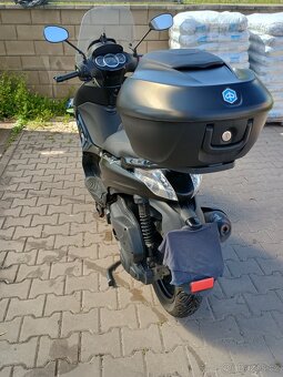 Piaggio Beverly 300 - 5