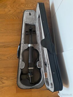 Černé elektrické housle Gear4Music - 5