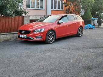 Volvo V60 D4 R-design 2018 2.0Bitdi - 5