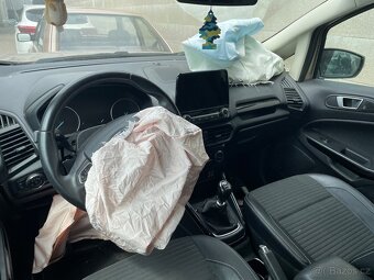 Ford EcoSport - 5