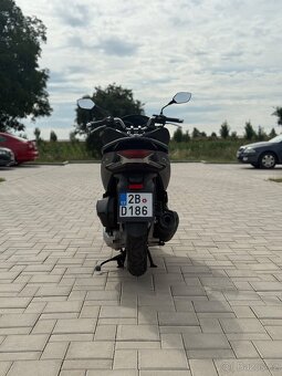 HONDA PCX 125 ROK 2019 - 5