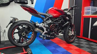 MV Agusta Brutale r.v.2019 - 5