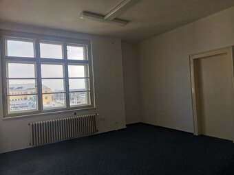 Pronájem, Kanceláře, 27m2 - Pardubice - Semtín, ev.č. 00099 - 5