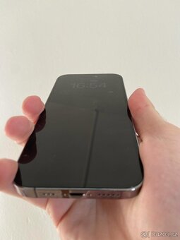 K dispozici v září – iPhone 14 Pro 128 GB, Dark Purple - 5
