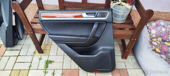 Volkswagen Touareg 2 7P čalounění - 5