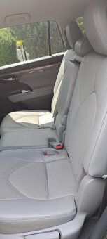 Prodám Toyota Higlander Prestige 2,5 Hybrid 248 k - 5