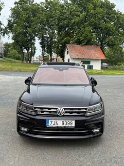 VW Tiguan R-Line DSG VIRTUAL + DVD - FULL VÝBAVA - 5
