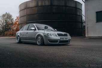 Superb 1 2.8 v6 - 5