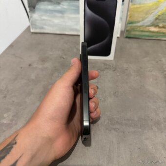 iPhone 15 Pro 128gb - 5