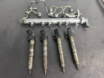 BMW E90/E83/E87 N47D20A 130kw díly motoru - 5