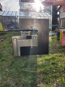 Komínová digestoř Whirlpool se sklem - 5