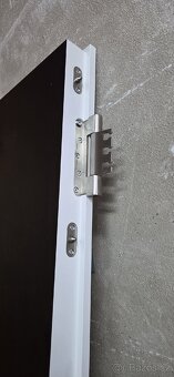 Bezpečnostní a protipožární dveře - 5