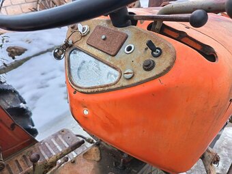 Zetor 2511 ( 2011 ) bez TP. rv 1976 - 5