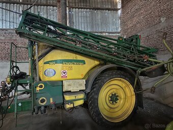 Postřikovač John Deere 740 - 5