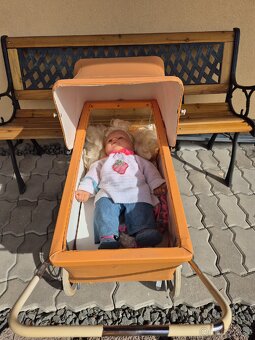 Dětský retro kočárek s panenkou - 5