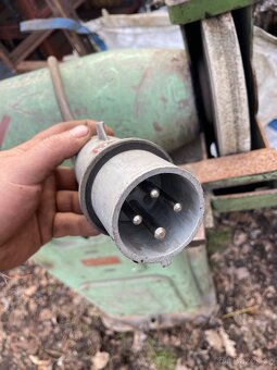 Velká dvoukotoučová bruska - 5