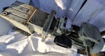 ELEKTROMOTOR, PŘEVODOVKA , LENZE - 5