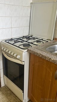 Kuchyně, kuchyňská linka, dřez - 5