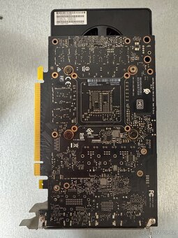 Nvidia Quadro P2200 - 5