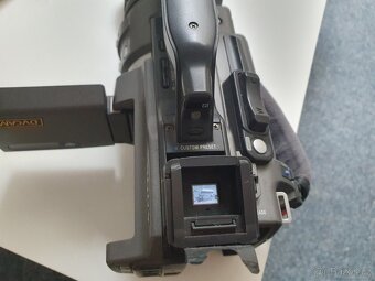 SONY DSR-PD150P | Professionalní kamera 3CCD / DVCAM - 5