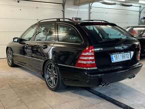 Mercedes Benz C AMG - 5