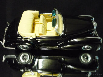 Mercedes Benz 300 S 1955 Maisto 1/18 - 5