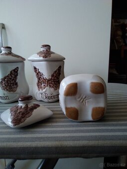 Keramické kořenky zdobené 6 kusů. - 5