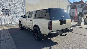 Nissan Navara 2.5 128 kW Automat – r.v. 2006, krásný stav - 5