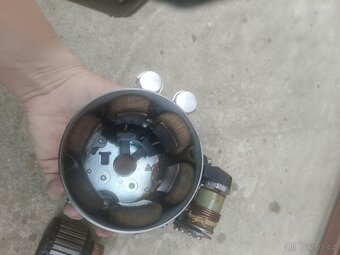 Dynamo jawa 6V 45 w dvouválec - 5