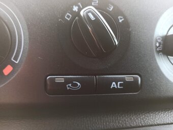 Škoda Roomster 1.2 TSI 63KW, 2012, 193 000Km - 5